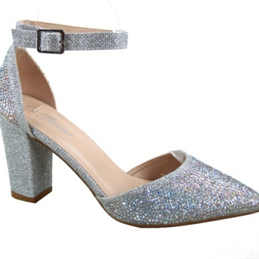 Shoes - Picture 2 of 5